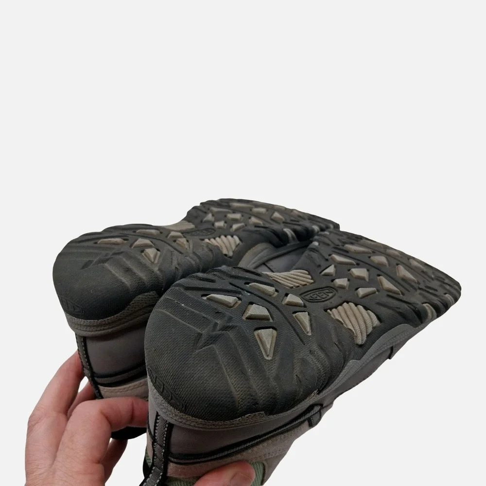 Keen Boots Mens Size US 7 Gray Nubuck Waterproof Ankle Winter Hiking Trail